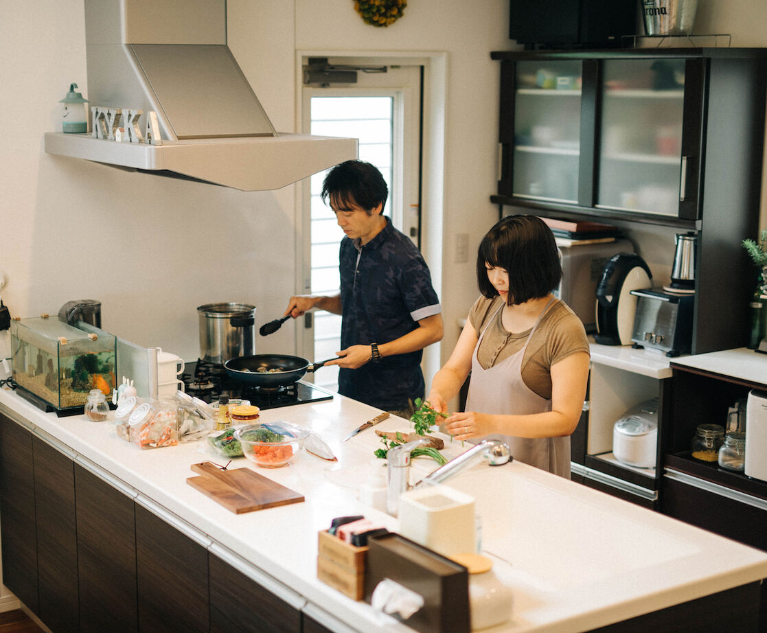 スタジオCoCo-Li 一級建築士事務所 【太陽光発電/2760万円/30坪/吹抜け】庭に桜と紅葉を植え子供と一緒に季節を楽しめるコテージ風の家の建築実例画像4