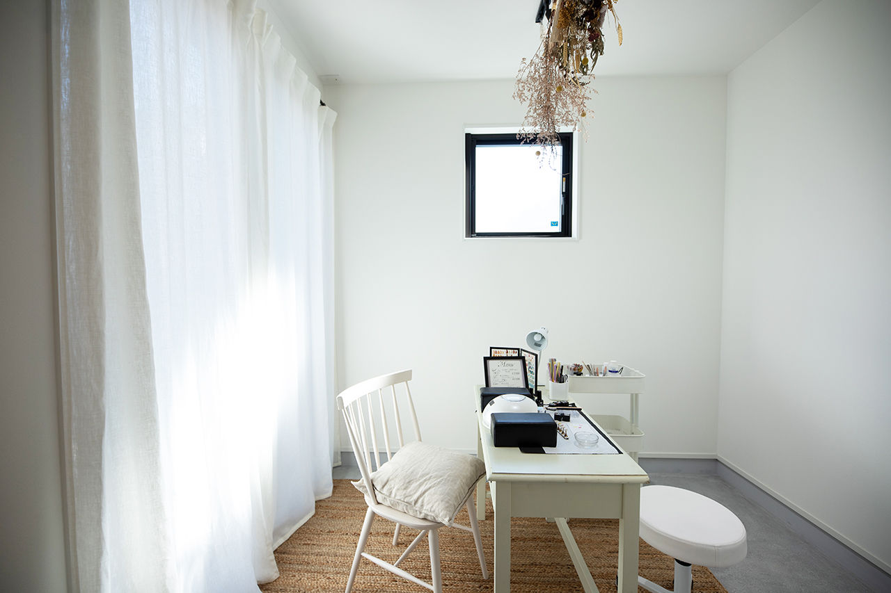 スタジオCoCo-Li 一級建築士事務所 【2430万円/30坪/店舗併用】サロンや趣味、子供の遊び場と多目的な土間。家族の居場所がいっぱいある暮らしの建築実例画像6