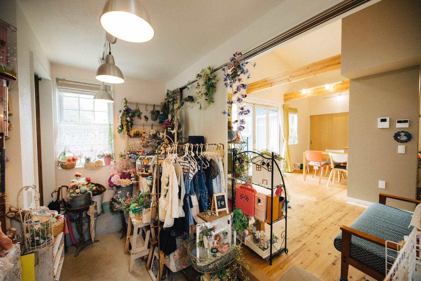 スタジオCoCo-Li 一級建築士事務所 【1940万円|20坪台|平屋|ロフト】孫と遊んだりアトリエで趣味に没頭したり。日々を大切に暮らせる終の棲家の建築実例画像6