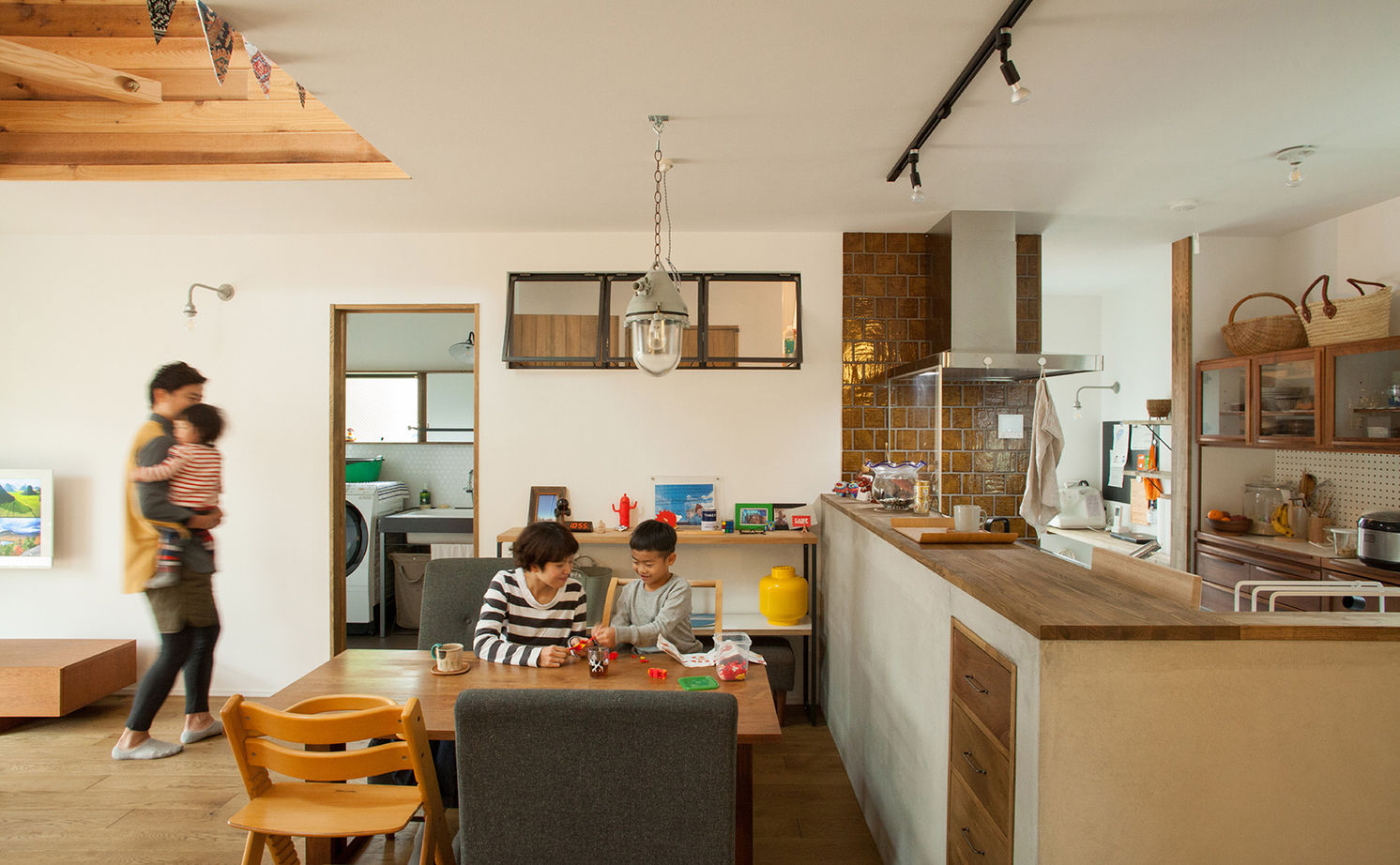 ATELIER YI:HAUS (アトリエイハウズ ）の建築実例画像
