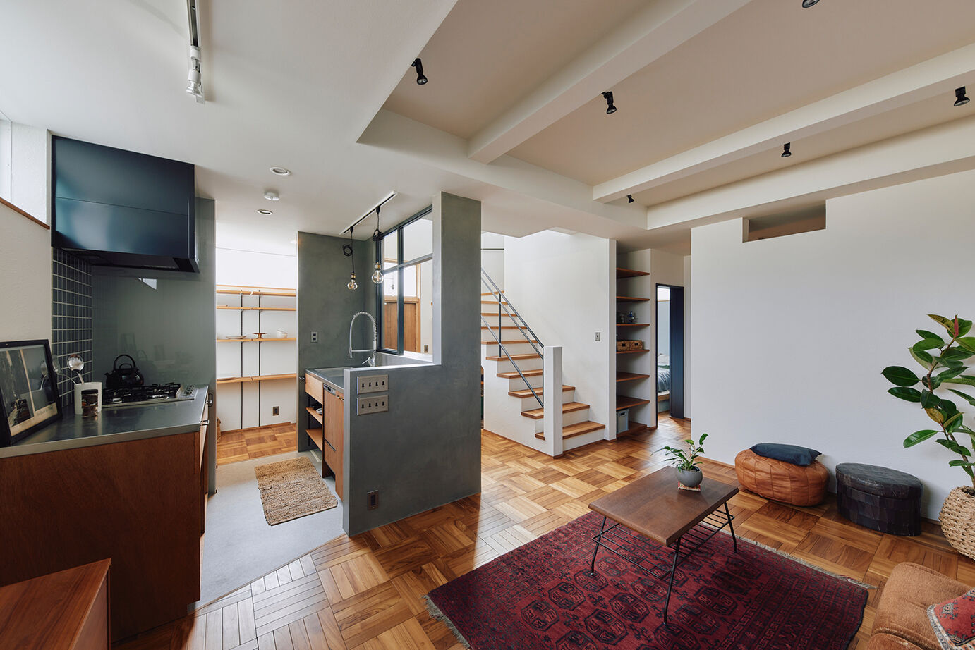 ATELIER YI:HAUS (アトリエイハウズ ） 【狭小地・パーケット・1階で完結】セカンドリビングのある家。メリハリをつけたプランで子育てを楽しむの建築実例画像3