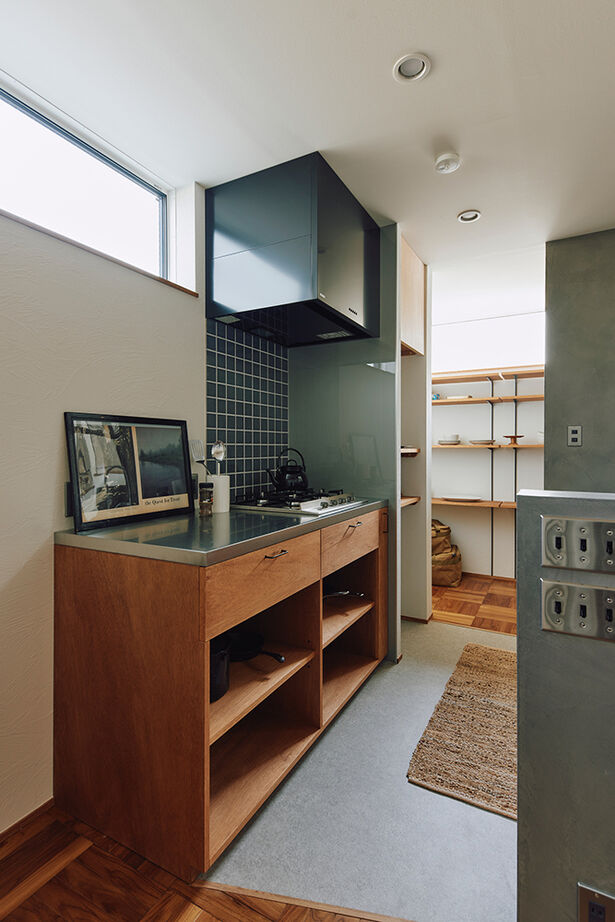 ATELIER YI:HAUS (アトリエイハウズ ） 【狭小地・パーケット・1階で完結】セカンドリビングのある家。メリハリをつけたプランで子育てを楽しむの建築実例画像4