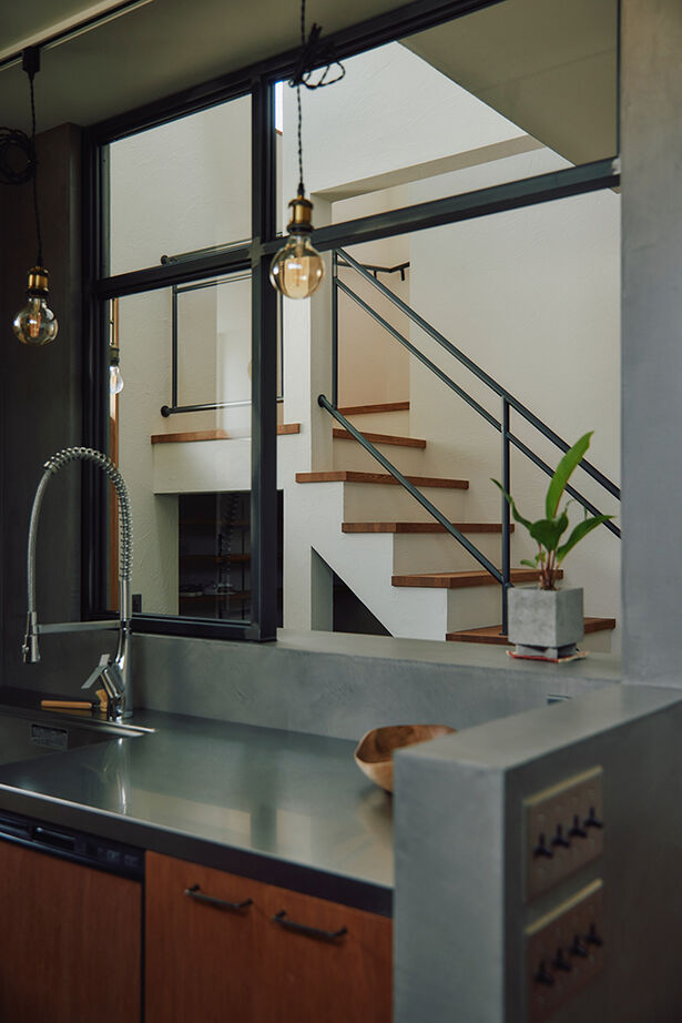 ATELIER YI:HAUS (アトリエイハウズ ） 【狭小地・パーケット・1階で完結】セカンドリビングのある家。メリハリをつけたプランで子育てを楽しむの建築実例画像6