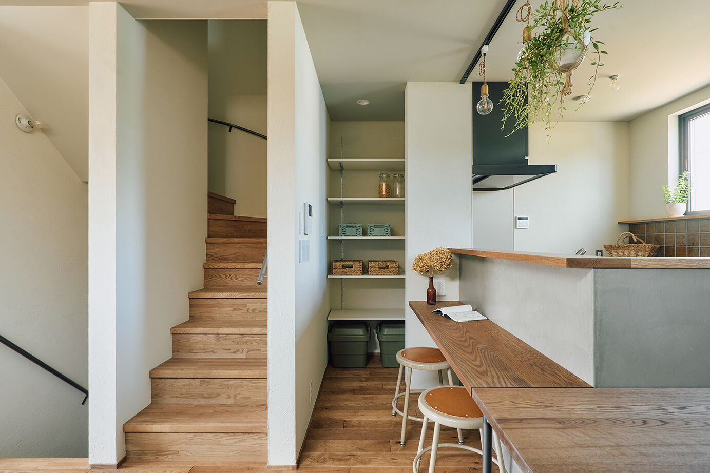 ATELIER YI:HAUS (アトリエイハウズ ） 【狭小地／3階建て／2階LDK】難条件を見事に克服。「好き」を詰め込み、家事ラクや楽しい子育ても叶えたの建築実例画像6