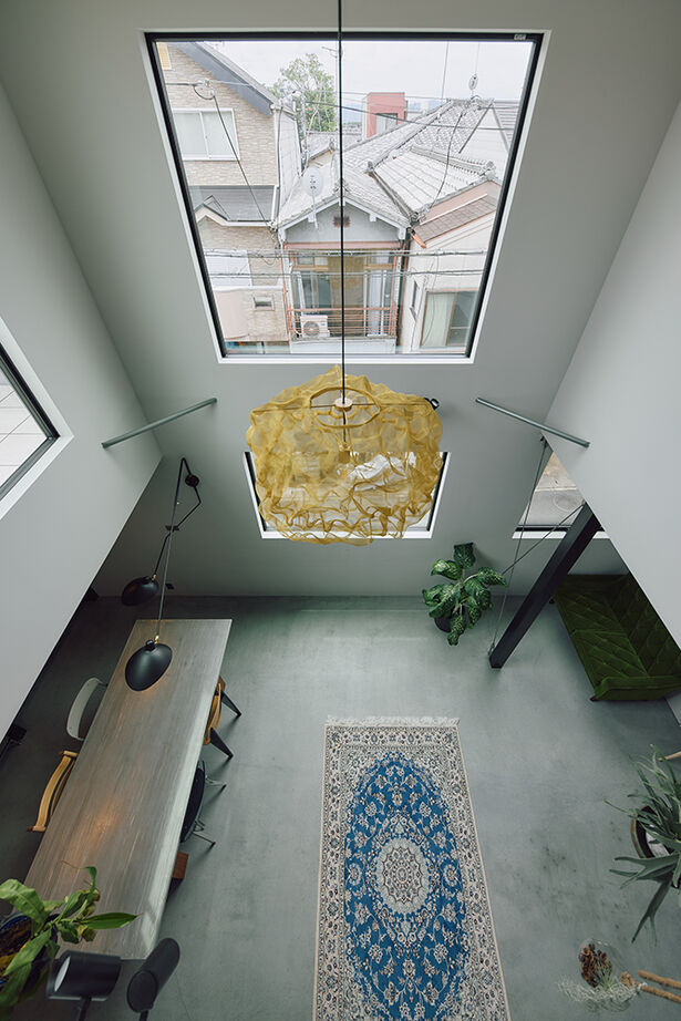 ATELIER YI:HAUS (アトリエイハウズ ） 【3階建て／2階LDK／モルタル】吹き抜け空間に友が集う。本物素材にこだわったインダストリアルな家の建築実例画像17