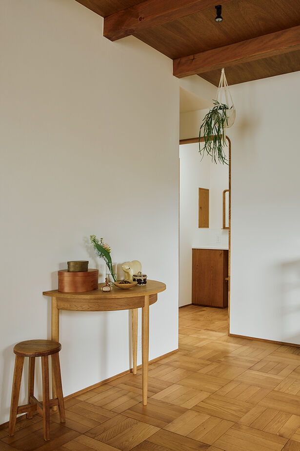 ATELIER YI:HAUS (アトリエイハウズ ） 【平屋／高天井／パーケット】オーダーキッチンや「魅せる」パントリーなど、暮らしの楽しさを形にした家の建築実例画像14