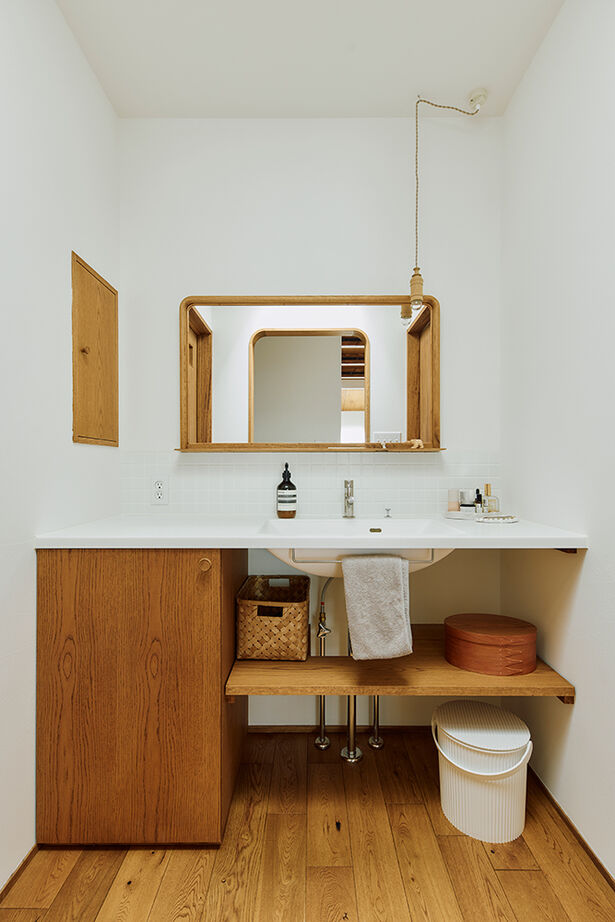 ATELIER YI:HAUS (アトリエイハウズ ） 【平屋／高天井／パーケット】オーダーキッチンや「魅せる」パントリーなど、暮らしの楽しさを形にした家の建築実例画像15