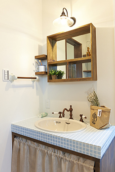 Lib Work 【2000万円台前半/ラウンジ型ピットリビング/吹き抜け/木の家】いつも子どもに目が届く楽しい子育てライフの建築実例画像10