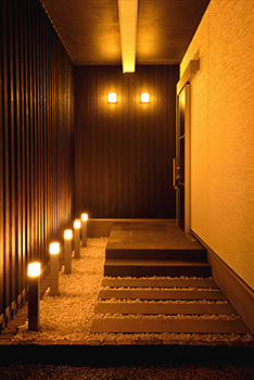 Lib Work 【2000万円台前半／勾配天井／中庭】懐かしくも新しい和モダンの、大人も楽しめる粋な住まいの建築実例画像3