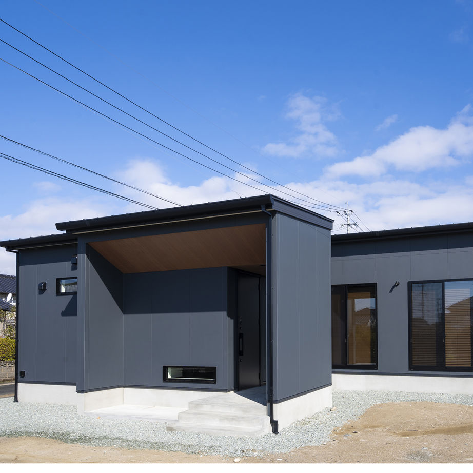 Lib Work 【2000万円台前半／平屋／4LDK】 大空間のLDKを中心に個室を配した、シックでおしゃれな平屋の建築実例画像10