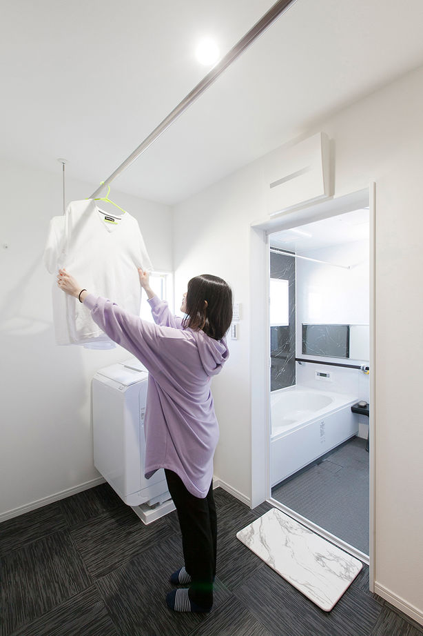 Lib Work 【2000万円台前半／キューブ型/平屋/3LDK/間取り図あり】広々リビングが主役！間取りの工夫で収納も充実の建築実例画像6