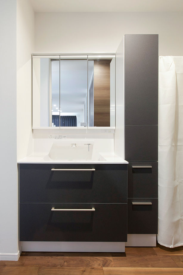 Lib Work 【2000万円台前半／キューブ型/平屋/3LDK/間取り図あり】広々リビングが主役！間取りの工夫で収納も充実の建築実例画像8