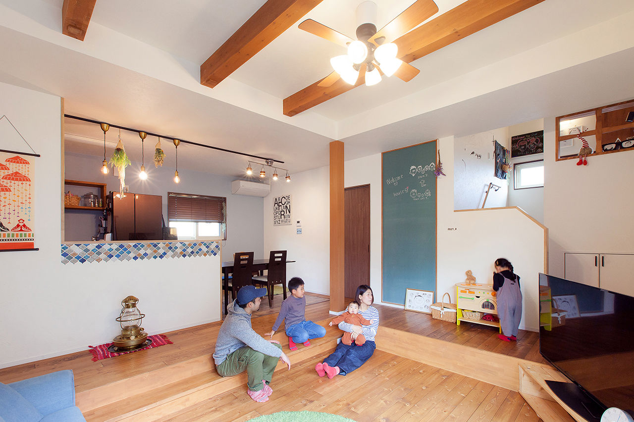 Lib Work 【2000万円台前半／平屋/子ども３人/4LDK】極力廊下をなくした開放感ある平屋。子どもが遊べる黒板のある家の建築実例画像2
