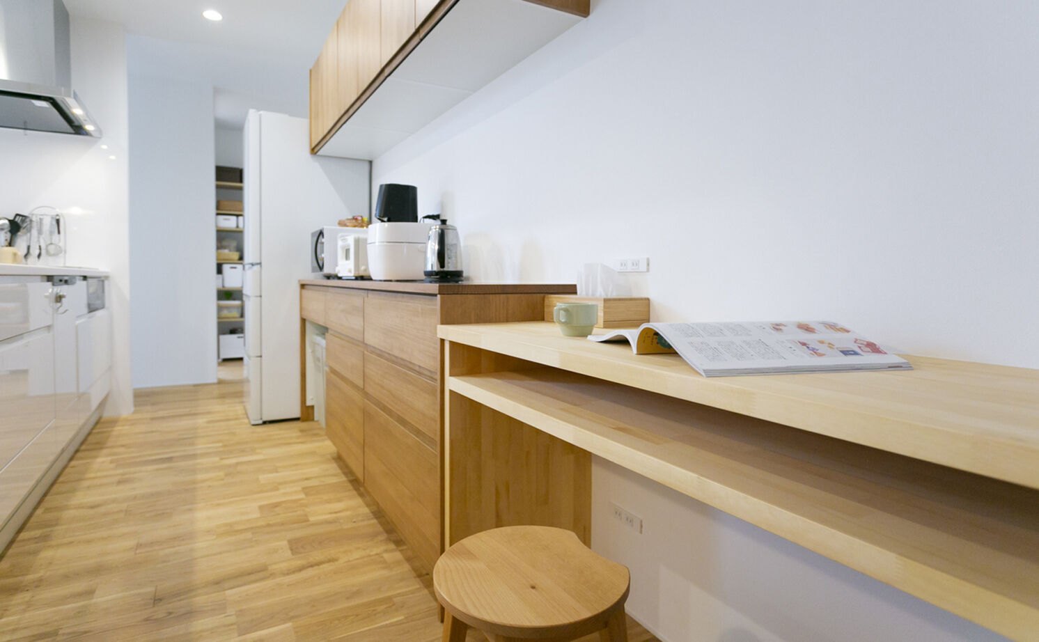 Lib Work 【平屋・3LDK・間取り図・パントリー】効率的な動線を追求し、毎日の暮らしやすさと細部まで「好き」を実現の建築実例画像6