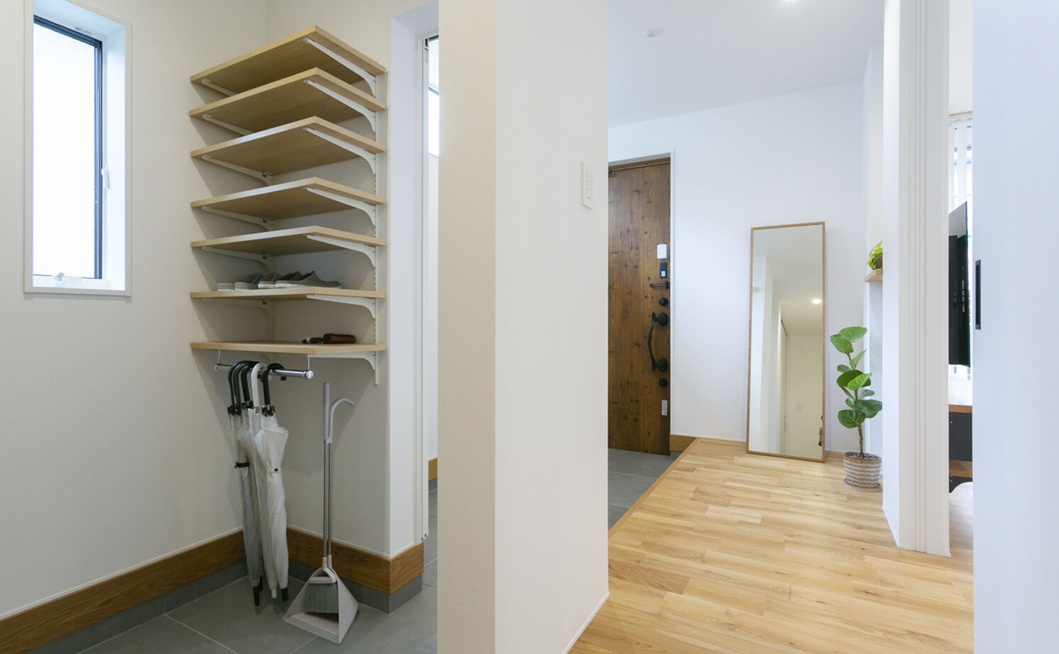 Lib Work 【平屋・3LDK・間取り図・パントリー】効率的な動線を追求し、毎日の暮らしやすさと細部まで「好き」を実現の建築実例画像10