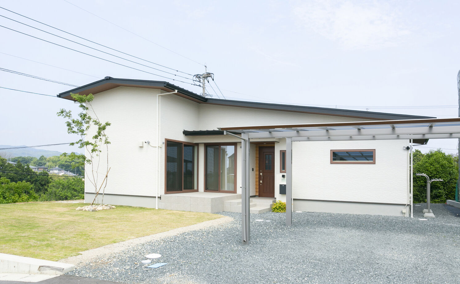 Lib Work 【平屋・3LDK・間取り図・オリジナルキッチン】家事がラクな動線を実現。やわらかなカフェ風の平屋の建築実例画像