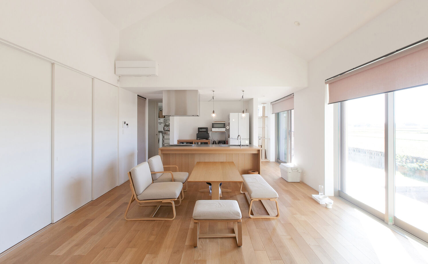 Lib Work 【無印良品の家／平屋／家事室】長い目で暮らしを見据えた平屋。バリアフリーへの変化も配慮した工夫を実現の建築実例画像2