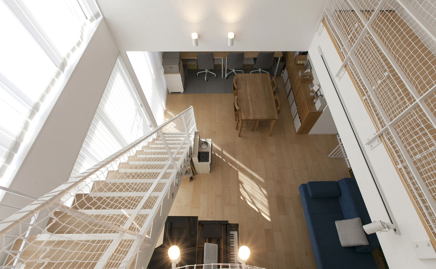 Lib Work 【無印良品の家／吹抜け】大きな窓から光と風が通る、一つの大空間。ライフスタイルに合わせて変えられる家の建築実例画像4