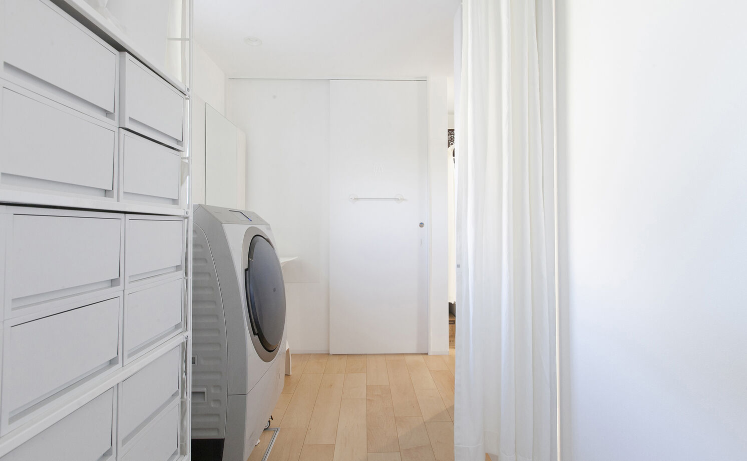 Lib Work 【無印良品の家／吹抜け】大きな窓から光と風が通る、一つの大空間。ライフスタイルに合わせて変えられる家の建築実例画像9