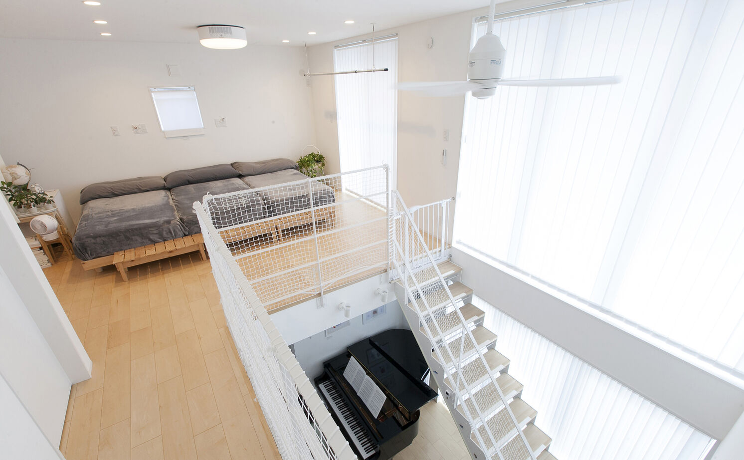 Lib Work 【無印良品の家／吹抜け】大きな窓から光と風が通る、一つの大空間。ライフスタイルに合わせて変えられる家の建築実例画像13