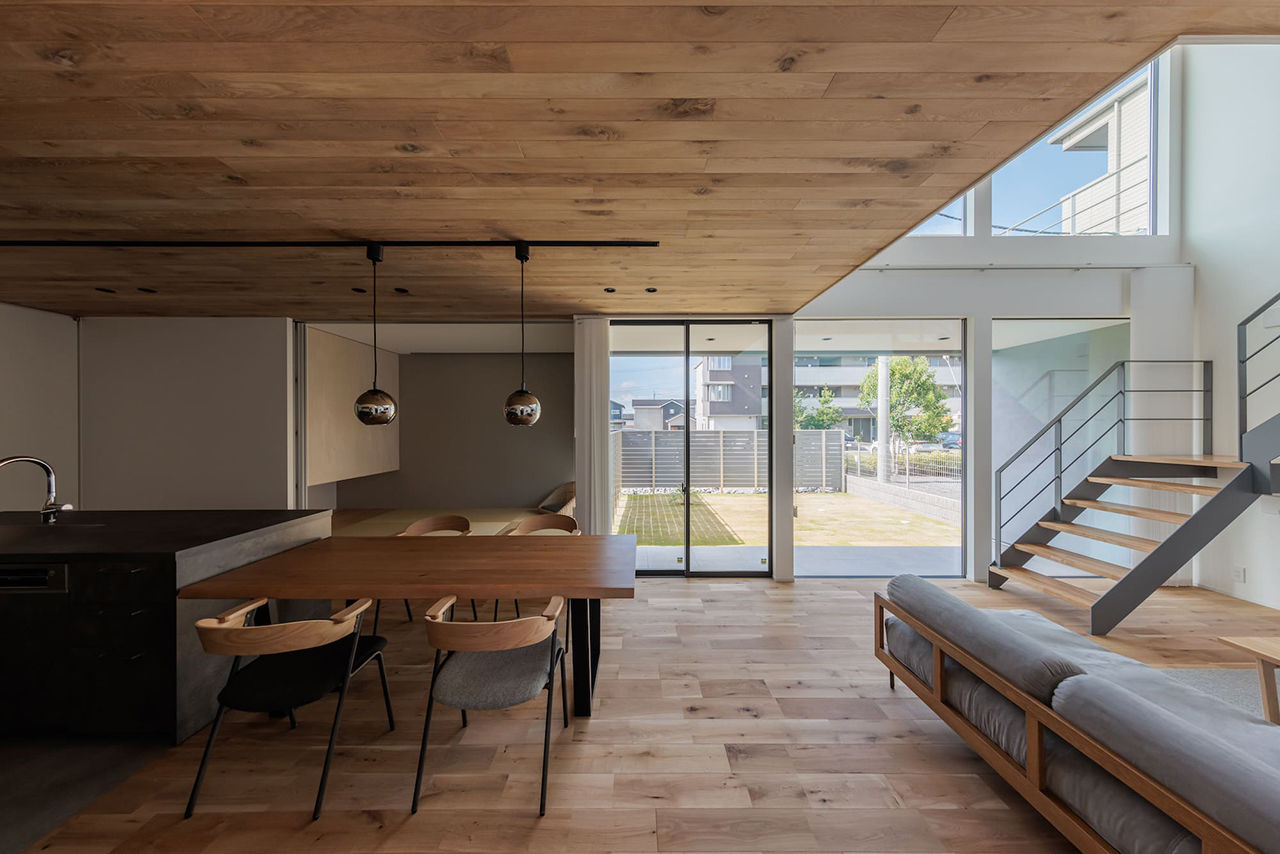 Kibaco 【吹き抜け／セカンドリビング／37坪】2つのリビングでくつろげる、リラックス感満点の家の建築実例画像2