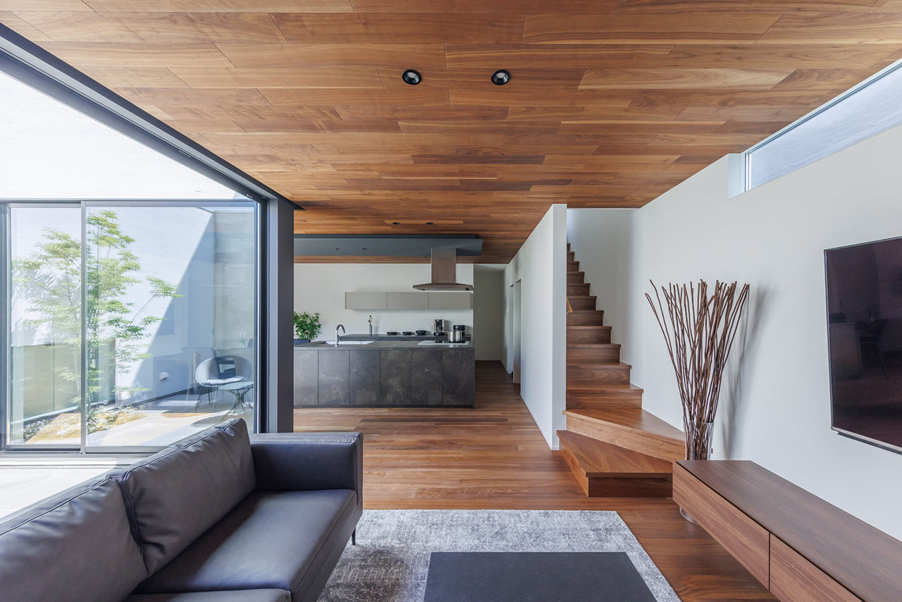 Kibaco 【ビルトインガレージ／中庭／39.3坪】完全プライベートな中庭でくつろげるホテルライクな家の建築実例画像6