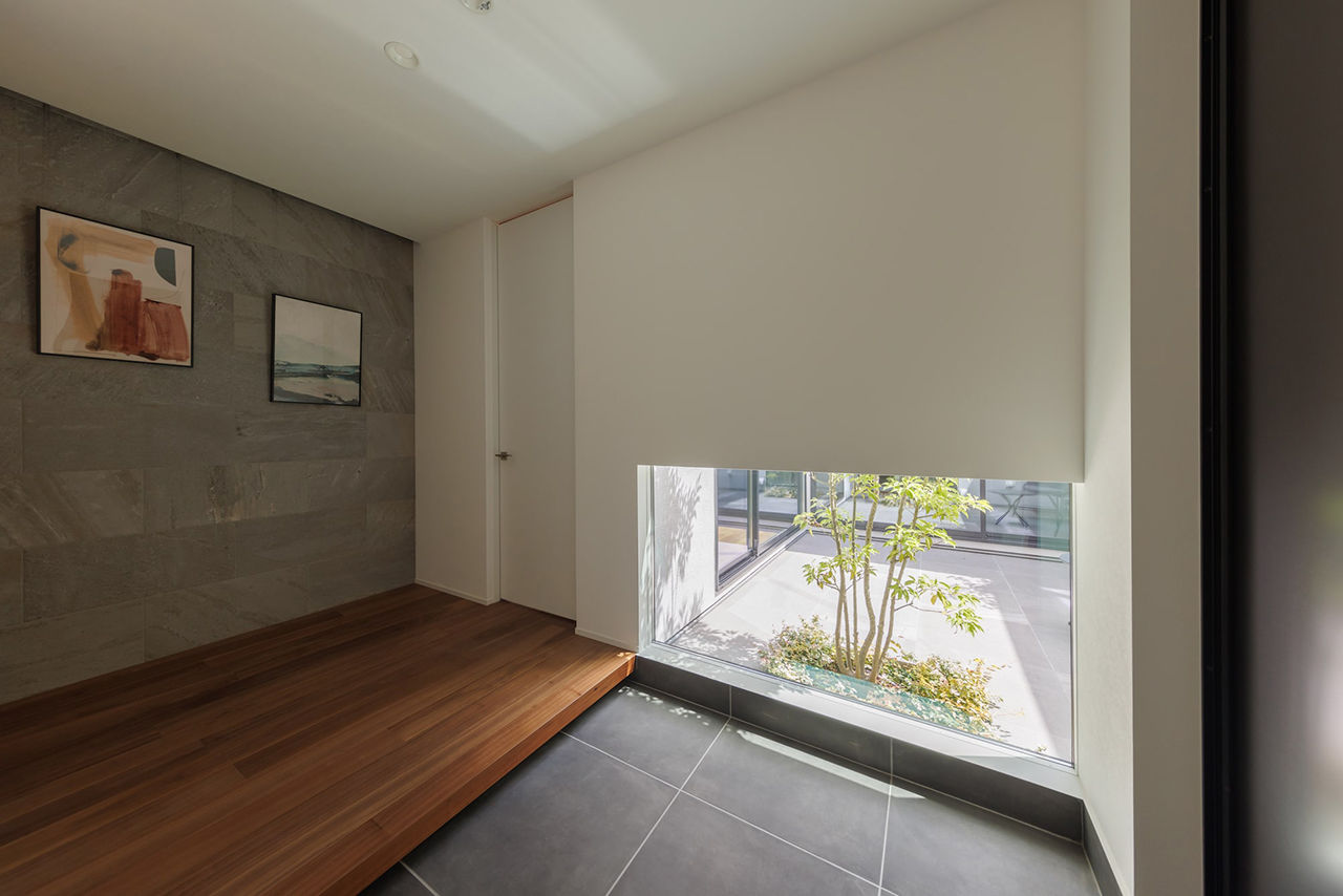 Kibaco 【ビルトインガレージ／中庭／39.3坪】完全プライベートな中庭でくつろげるホテルライクな家の建築実例画像8