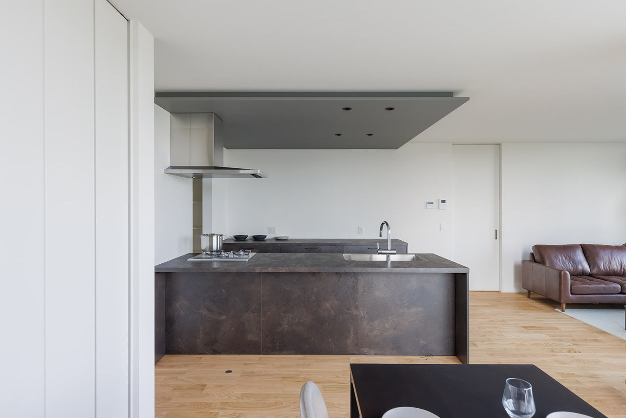 Kibaco 【平屋／中庭／回遊動線／33.8坪】抜群のロケーションを活かした戸外とつながる眺めのいい平屋の建築実例画像4