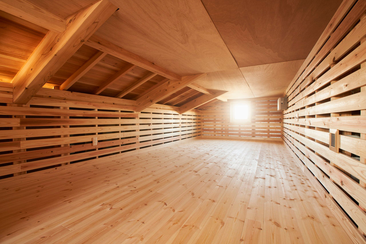 徳田工務店 【間取図有｜2500～2999万円｜4LDK＋小上がり｜小屋裏収納｜ZEH】木の温かみに包まれたフリーデザインの家の建築実例画像5