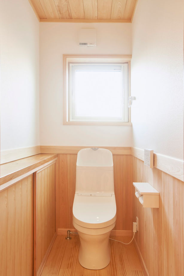 徳田工務店 【間取図有｜2500～2999万円｜4LDK＋小上がり｜小屋裏収納｜ZEH】木の温かみに包まれたフリーデザインの家の建築実例画像7