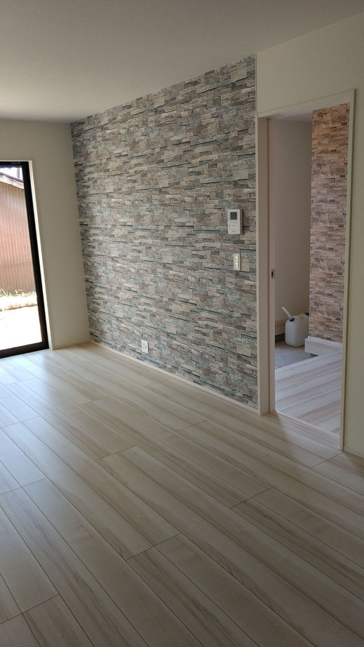 アイディホーム 【1300万円／間取図有／家事ラク動線】約44坪の敷地に駐車3台分を確保しつつ広々としたリビングを実現の建築実例画像6