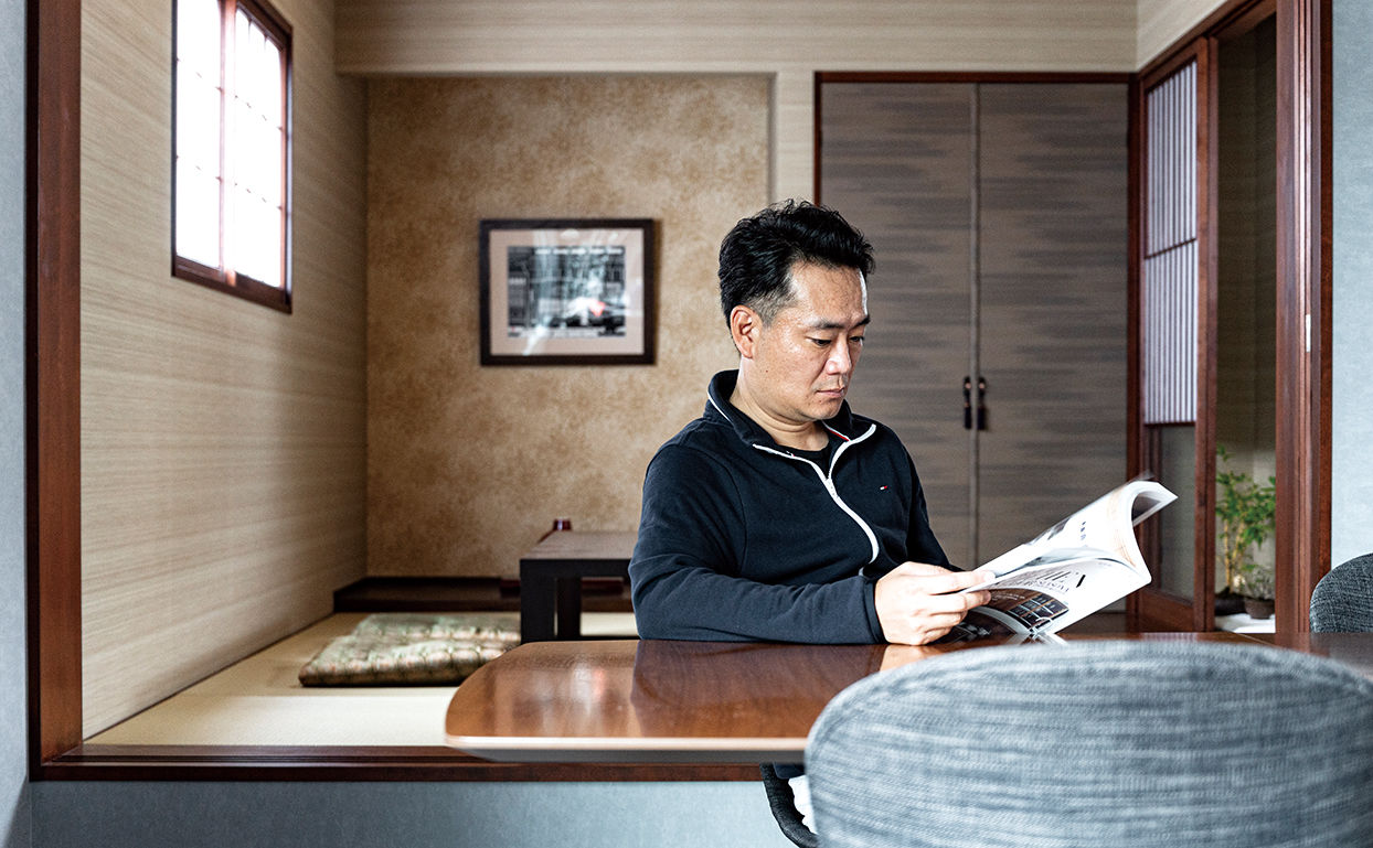 アイディホーム 【ビルトインガレージ・屋上・インナーバルコニー・2階LDK】ゲストを招くラグジュアリー空間の建築実例画像6