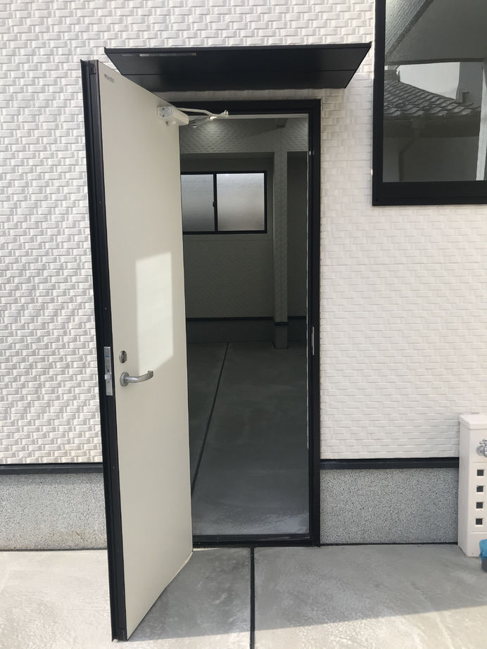 アイディホーム 【1600万円～1699万円／間取図有／ビルトインガレージ】便利な動線＆二世帯キッチン付きの快適な家の建築実例画像5