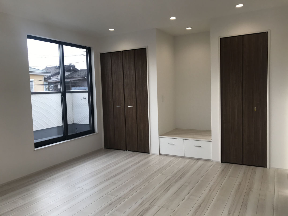 アイディホーム 【1600万円～1699万円／間取図有／ビルトインガレージ】便利な動線＆二世帯キッチン付きの快適な家の建築実例画像6