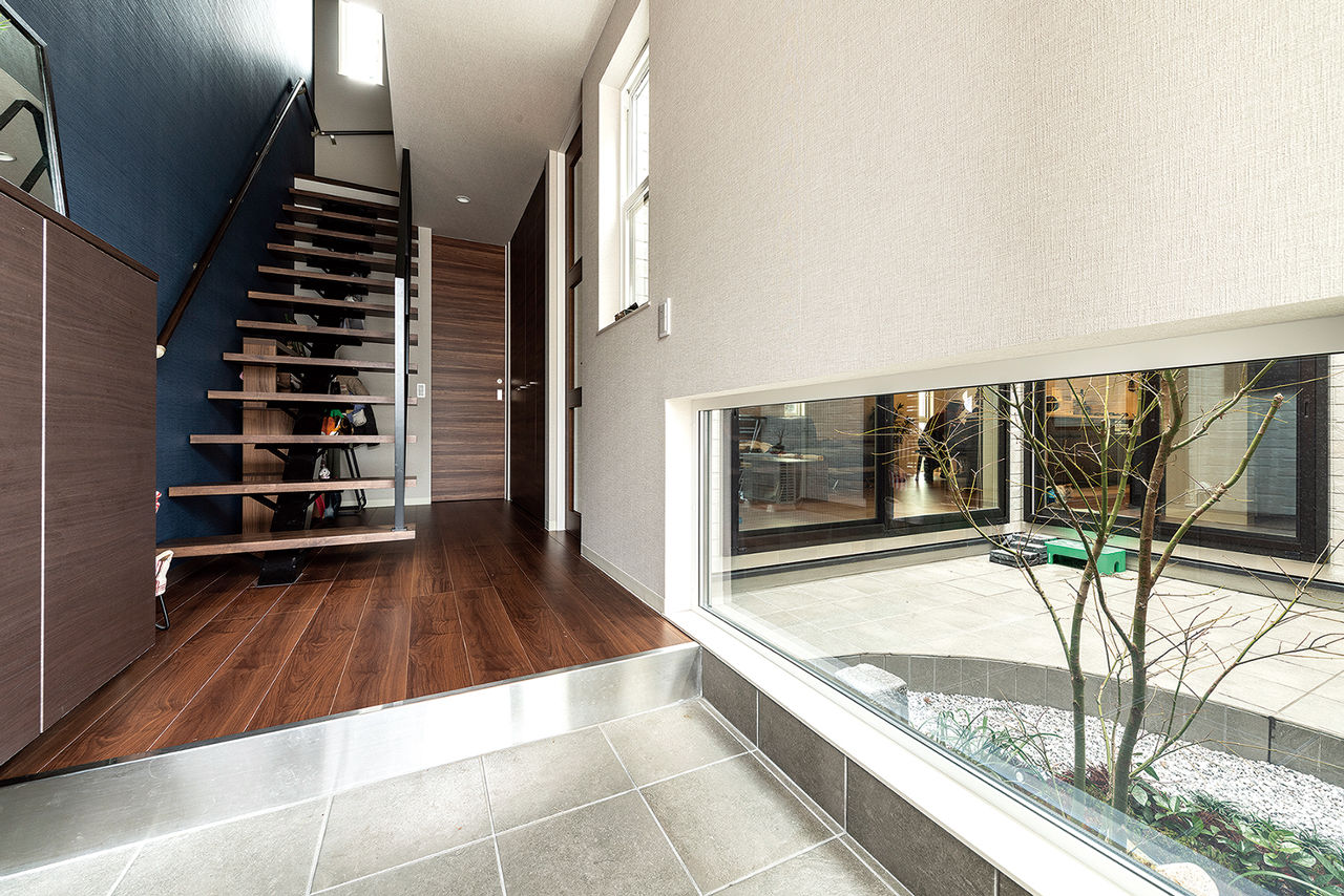 SAI建築社 【2000～2499万円】外からの視線から家族を守り、通風・採光とプライバシーを確保した中庭のある家の建築実例画像7