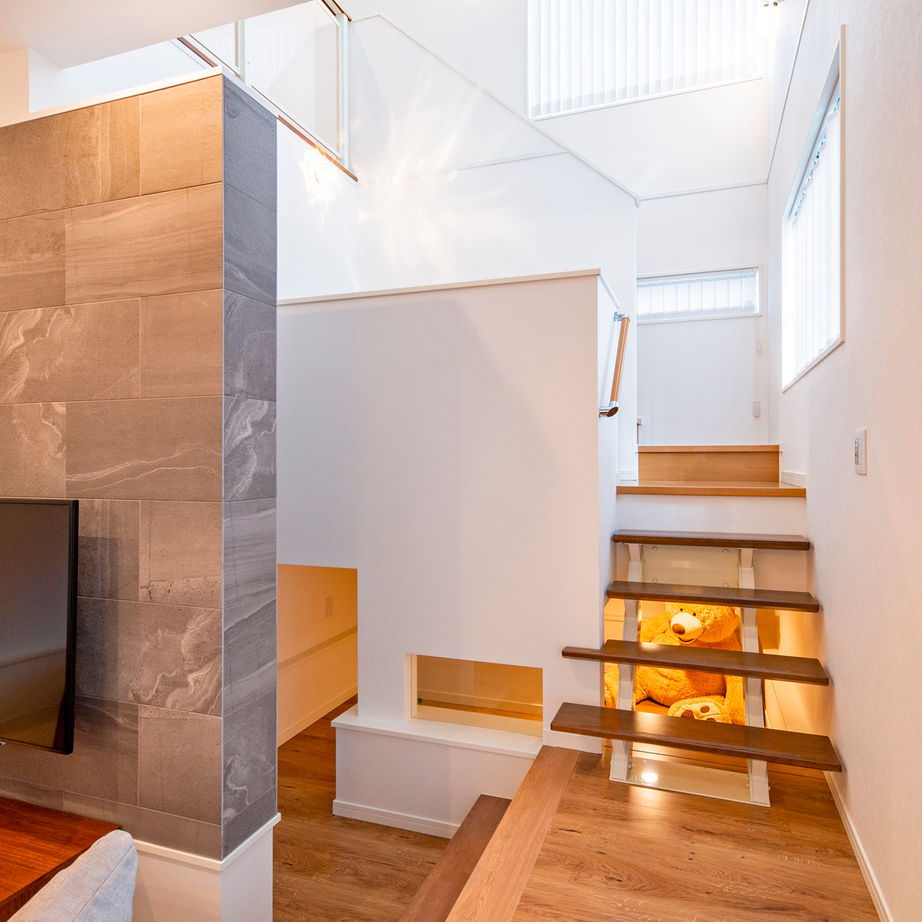 ネクストイノベーション 【2000万円台/インナーガレージ/スキップフロア/間取り図あり】“モダン”と“かわ いい”をＭＩＸした家の建築実例画像5