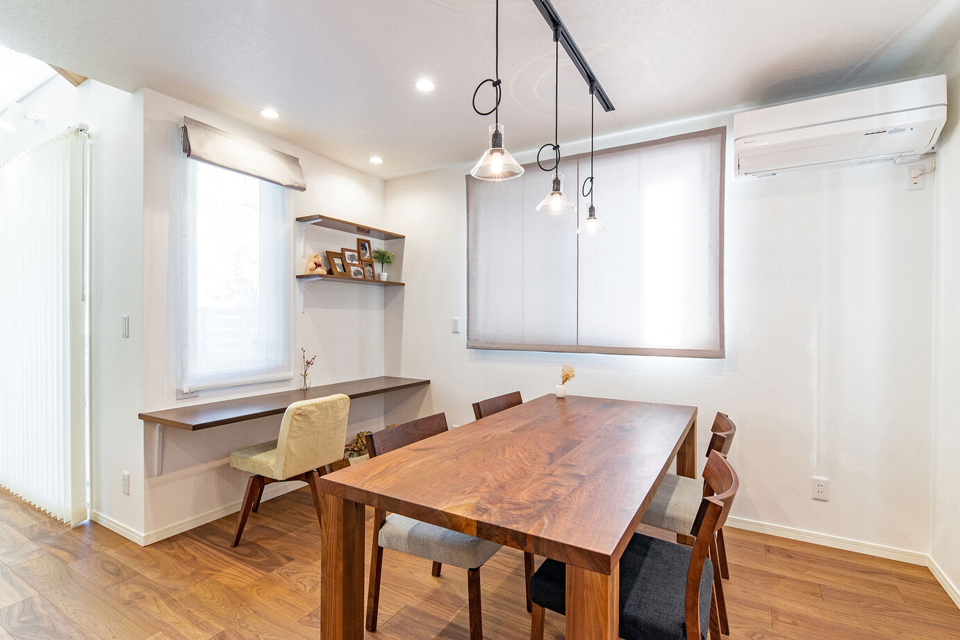 ネクストイノベーション 【30坪台/ナチュラルモダン】デザインと間取りにこだわり。ワイワイ楽しめるアイランドキッチンのある家の建築実例画像8