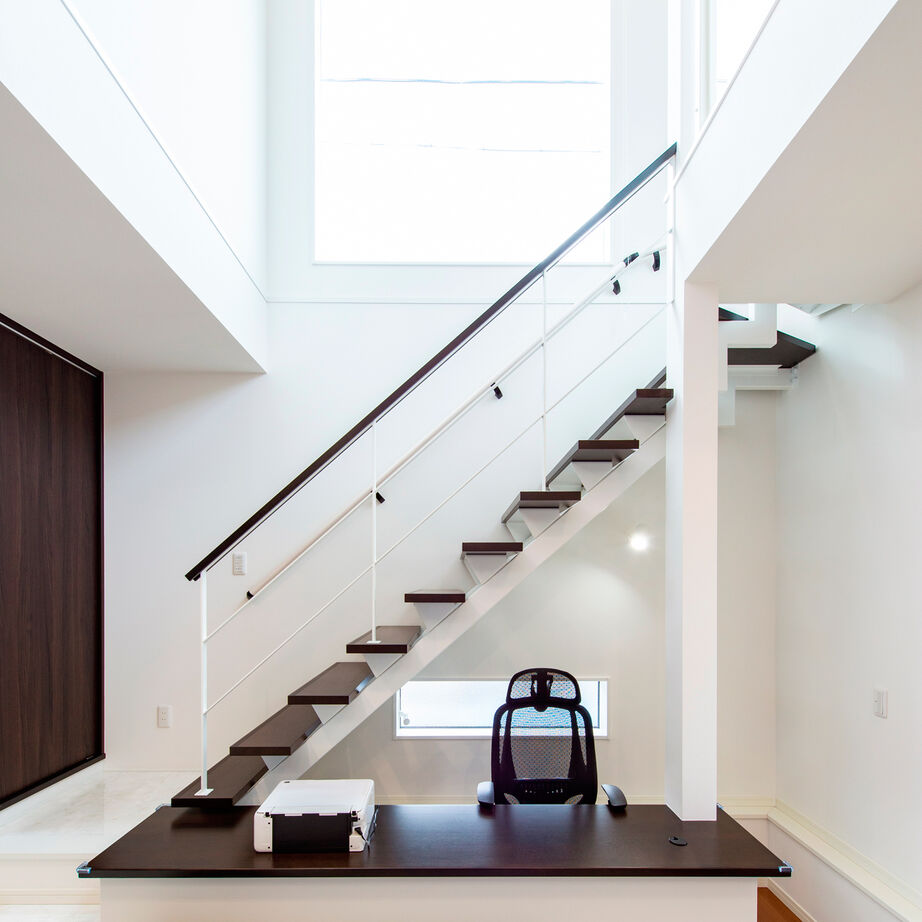 ネクストイノベーション 【2000万円台/40坪台/ダウンリビング/細長い家の上手な間取り】屋上で 青空を独占！吹抜けで開放感抜群の家の建築実例画像8