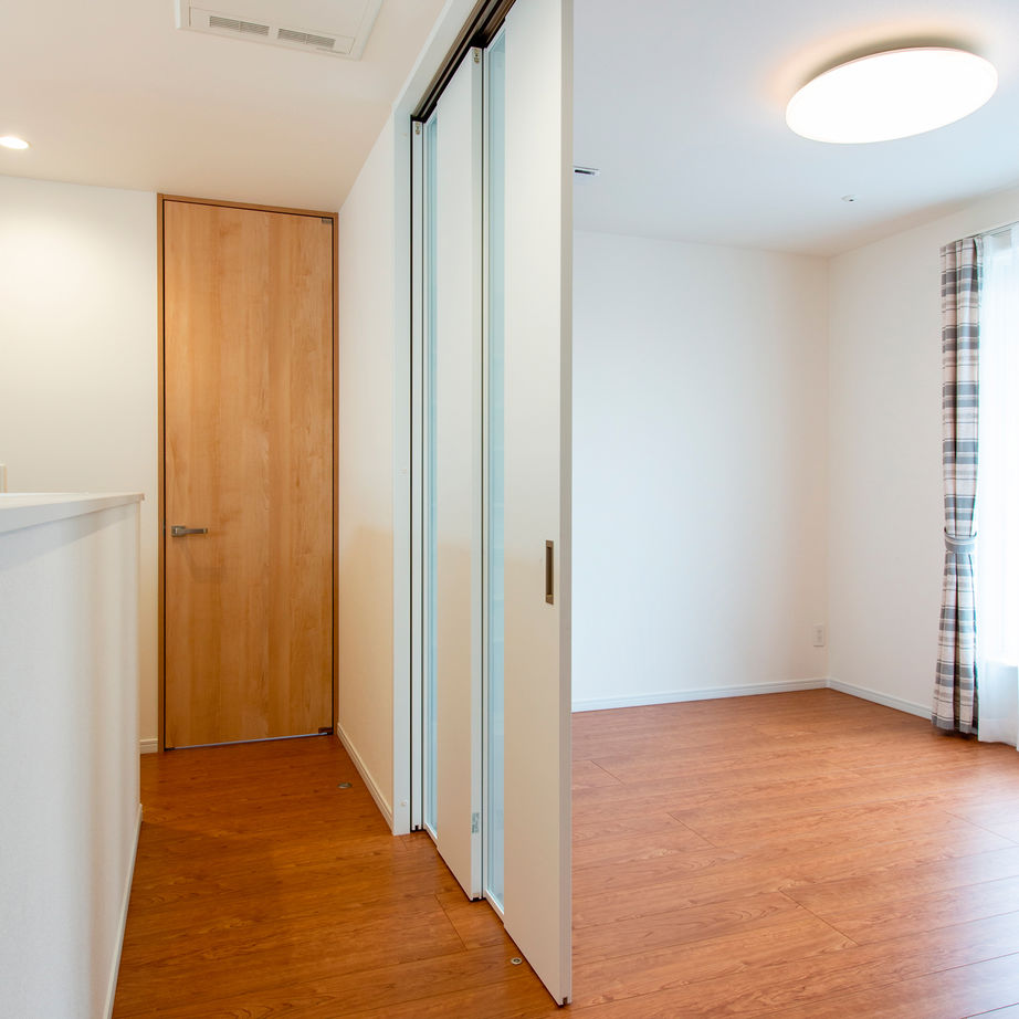 ネクストイノベーション 【2000万円台/50坪台/二世帯/小屋裏収納/スキップフロア/間取り図あり】開 放感がいっぱい！収納上手な家の建築実例画像9