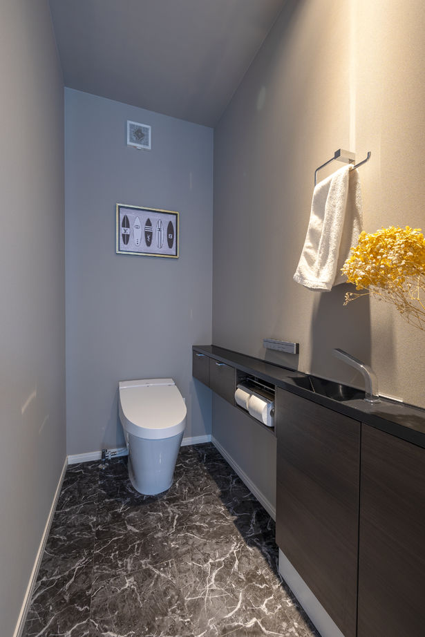 ネクストイノベーション 【愛知県/4000万円以上/50坪台/二世帯住宅/間取り掲載中】アイアンの門扉とその先に広がる中庭。想いを形にの建築実例画像10