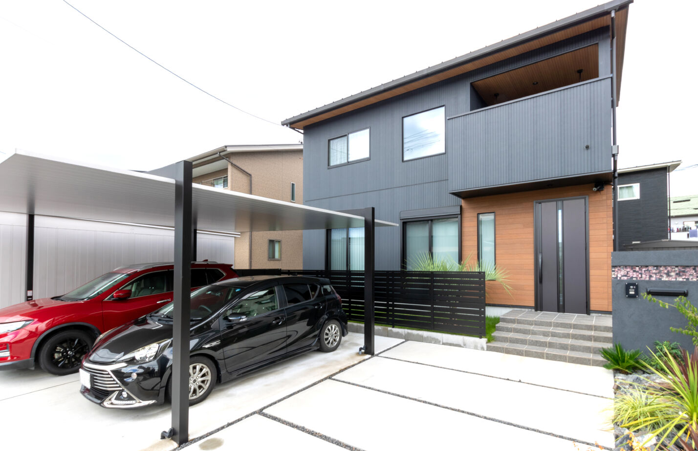 ネクストイノベーション 【2000万円台/30坪台/間取り掲載中/ピアノ室】吹き抜けの空間でも快適そのもの。クール＆モダンデザインの建築実例画像1