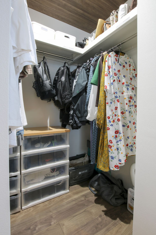 ネクストイノベーション 【2000万円台/30坪台/間取り掲載中/ピアノ室】吹き抜けの空間でも快適そのもの。クール＆モダンデザインの建築実例画像10