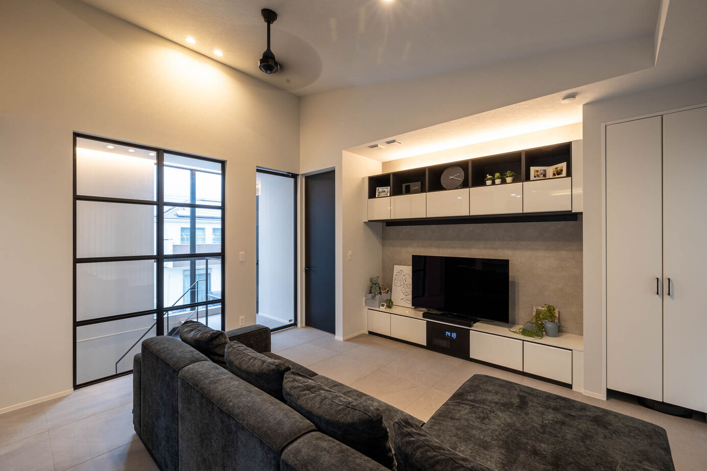 ネクストイノベーション 【3000万円台/30坪台】スタイリッシュなスクエアデザイン。2階LDKで自分らしく過ごすの建築実例画像4