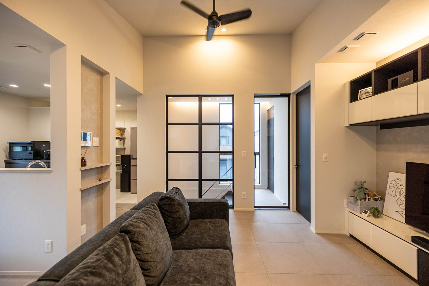 ネクストイノベーション 【3000万円台/30坪台】スタイリッシュなスクエアデザイン。2階LDKで自分らしく過ごすの建築実例画像5