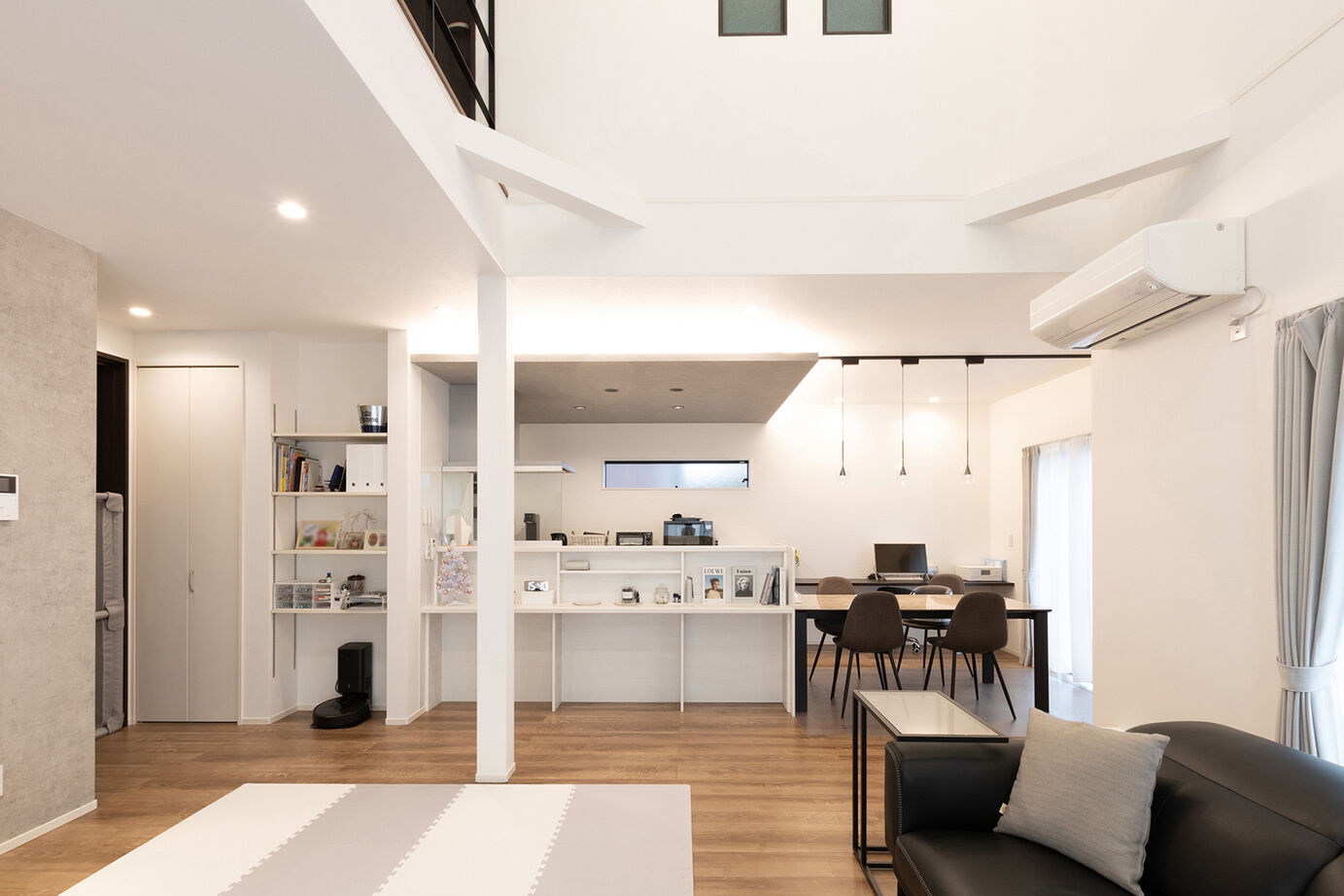 30畳 フローリングハウス！ バラしてパレットに乗せ済み 30畳 フローリングハウス！ バラしてパレットに乗せ済み 30畳