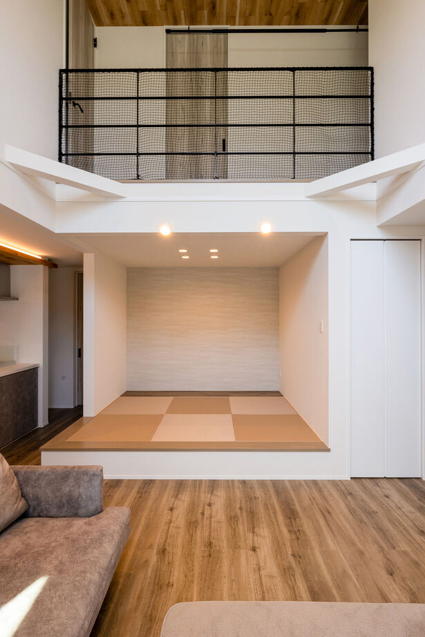 ネクストイノベーション 【3000万円台/30坪台】共働き家族を支える、家事ラク動線と大収納を備えた暮らしやすい住まいの建築実例画像3