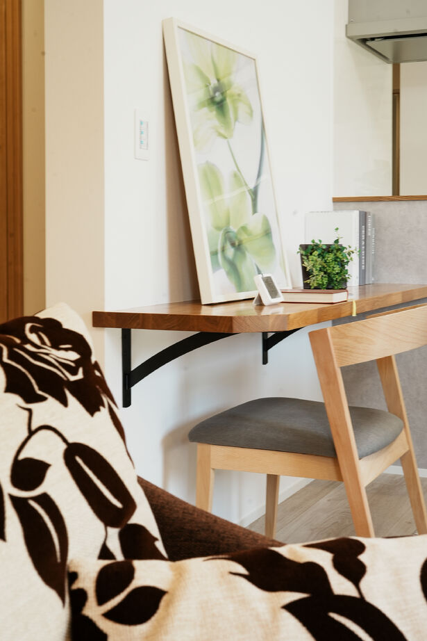 木ごころホーム　中西木材住宅事業部 【2700万円台/31.27坪/越前市】木の温もりあふれる杉の勾配天井と収納・動線が調和する平屋風住宅の建築実例画像5