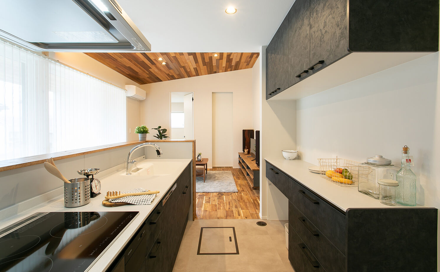 HOME CRAFT（ホームクラフト） 【三重県｜コンパクトな平屋】建築家デザインで叶った延床面積22坪の開放的で自分らしい暮らしの建築実例画像5