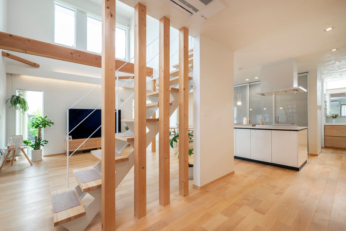 SOLE LIVING（相模原・町田・八王子） 【神奈川県｜ガレージ｜中庭】コーディネーターとデザインする機能的でおしゃれな自然素材の家の建築実例画像8