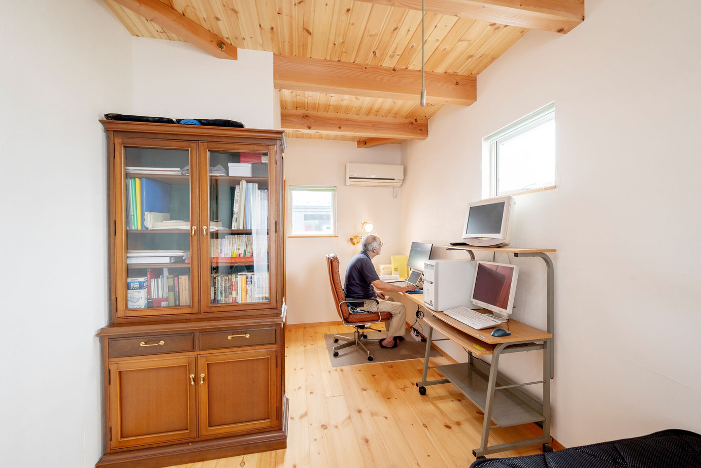 SOLE LIVING（相模原・町田・八王子） 【町田市｜夫婦2人｜テラス】まるで森の中に建つ別荘。豊かな緑も美しい一年中快適な暮らしが楽しめる家の建築実例画像6